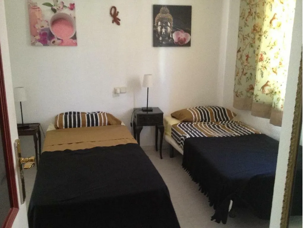 Private Villa With Pool, 3 Bedrooms, 2 Bathrooms, Jacuzzi, Garage 2 Cars, Close Beach, Bbq Marbella